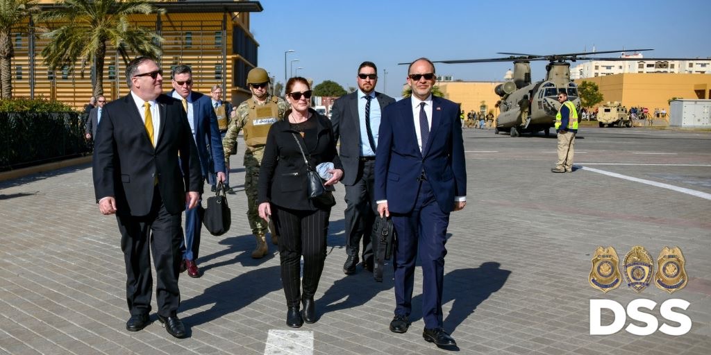 Diplomatic protective movement with aviation support